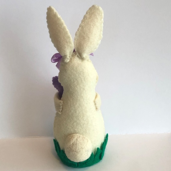 Hand-sewn felt Bunny with Purple Marshmallow Treat hand crafted Easter basket - Picture 4 of 5